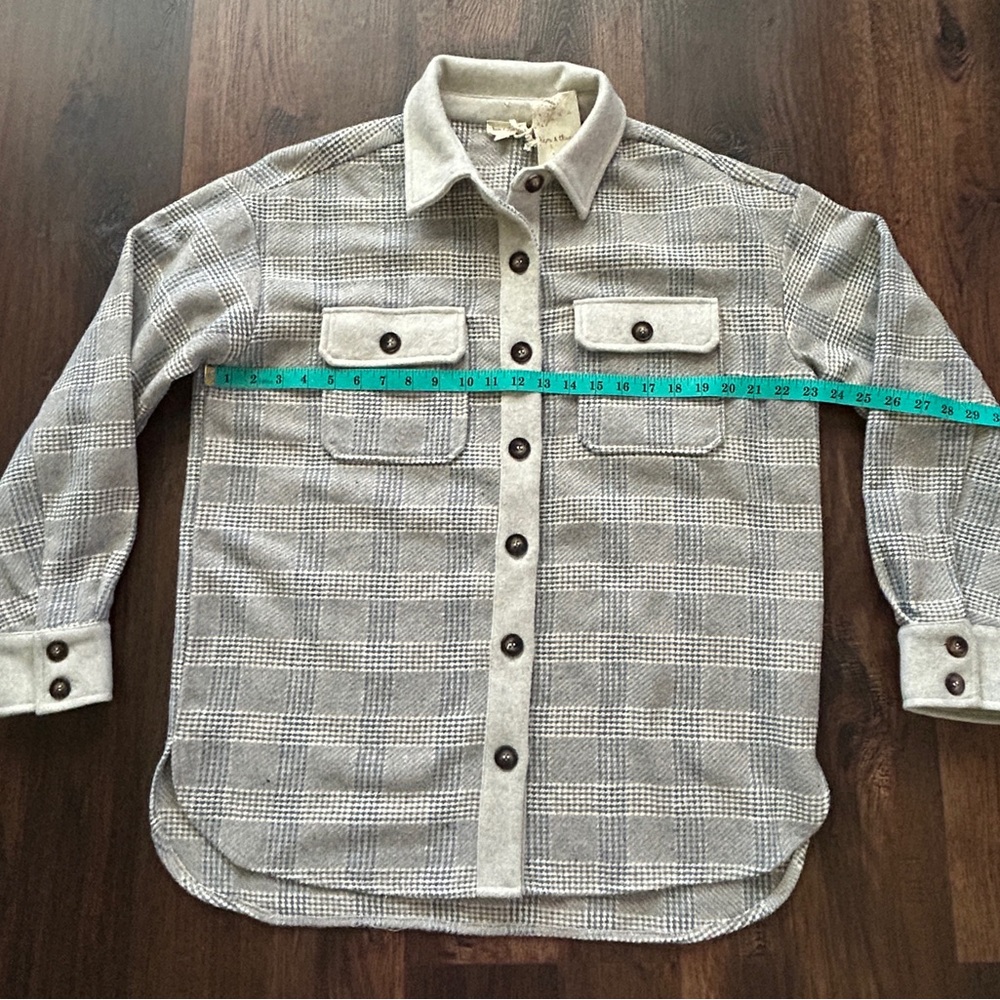 Hem & Thread Plaid Shacket Jacket Gray Cream Butt… - image 6
